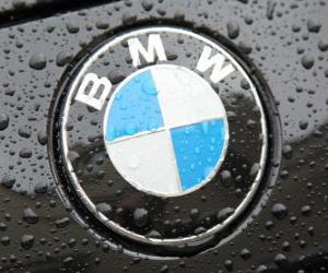 Puzzle BMW λογότυπο, γερμανικά μάρκα αυτοκινήτου